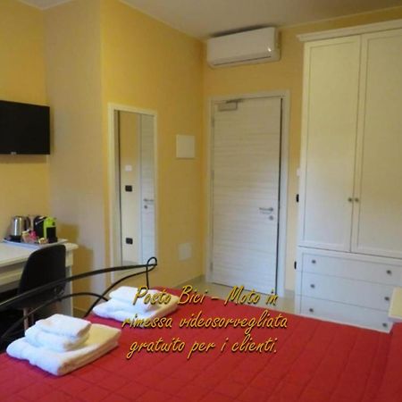 B&B Romano Gela Exterior foto